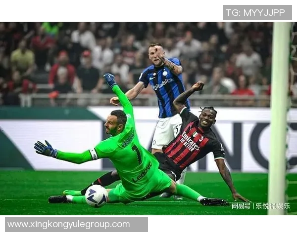 莱奥携两个儿子飞往意大利现场观战米兰德比盛况