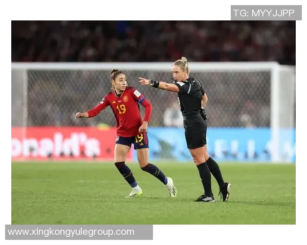 西班牙女足核心邦马蒂腓骨骨折将缺阵五个月影响球队战力