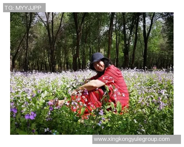 郎才女貌情深似海段刘愚妻子分享甜蜜合照庆祝六周年纪念日
